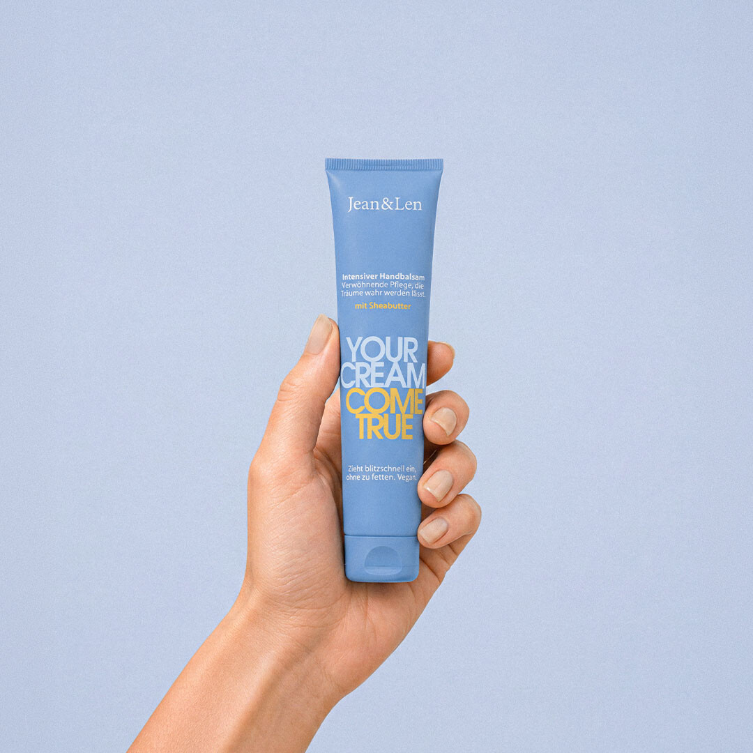 love-cream-come-true-hand