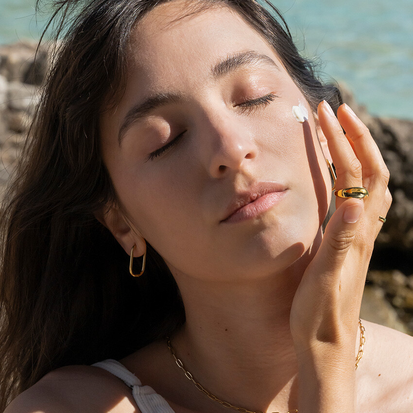 sensitive-sonnencreme-gesicht-anwendung