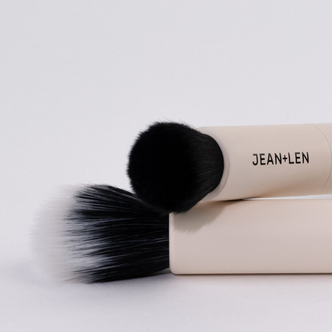 Jean&Len The Perfect Pair Duo Brush Moodshot 2