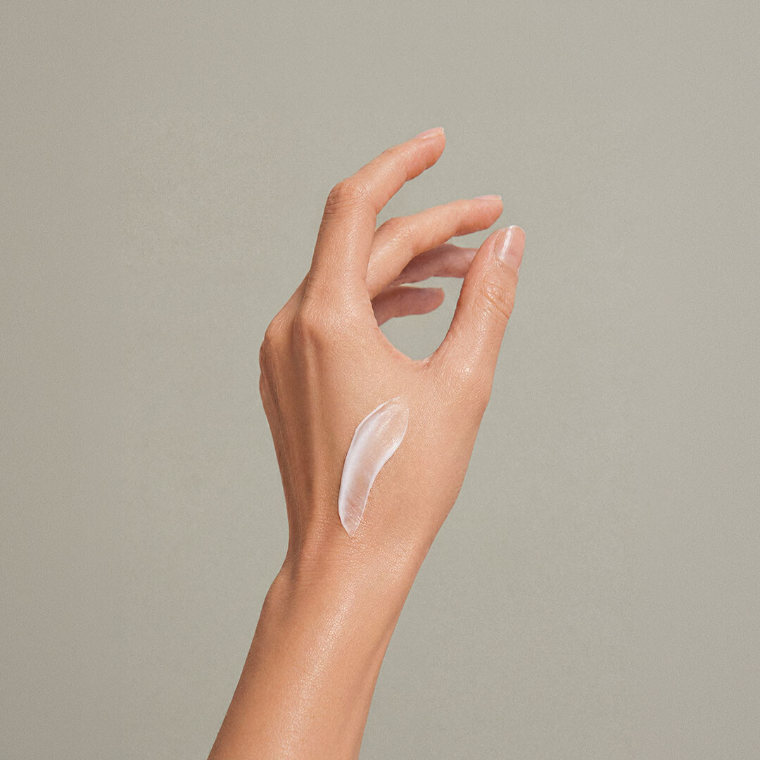 love-collection-creme-auf-hand