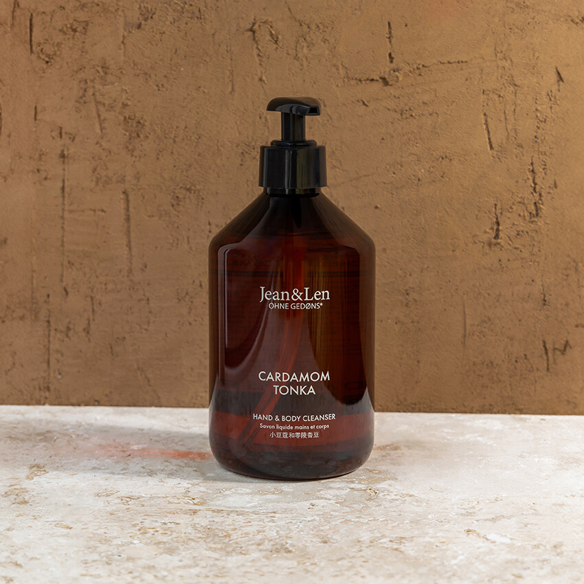 hand-body-cleanser-cardamom-tonka-stonewall-01 hand-body-cleanser-cardamom-tonka-stonewall-01