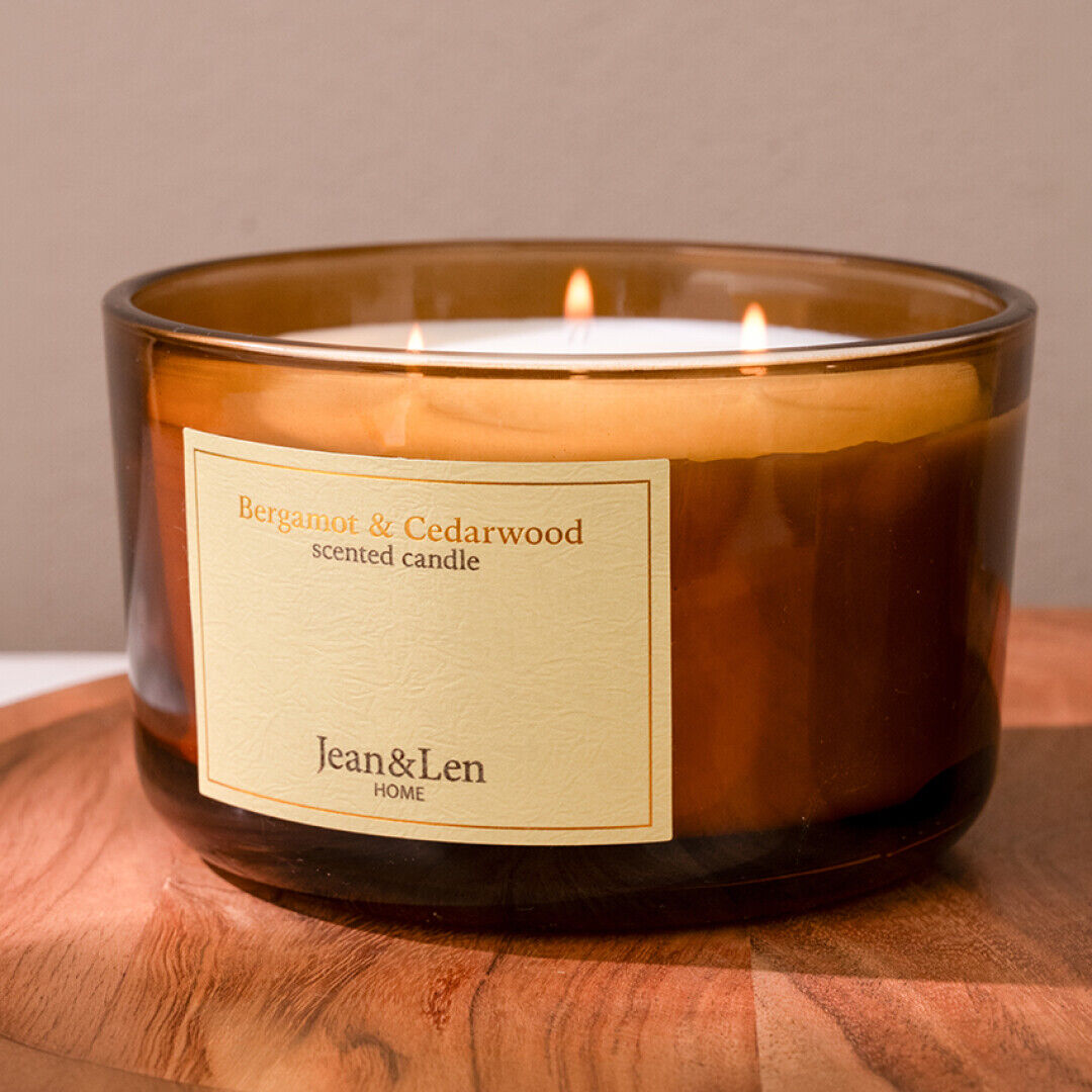Jean&Len Scented Candle, 3 Wick, Bergamot/Cedarwoood, 460 g Moodshot 2