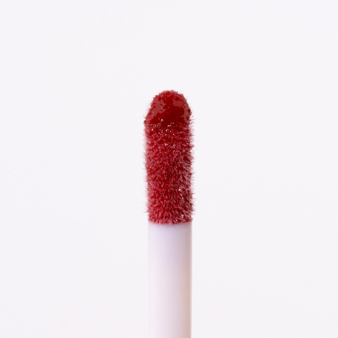 Jean&Len The Tinted Glow Lip Oil 020 Soft Burgundy, 14 ml Moodshot 4
