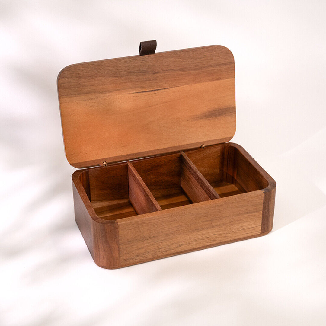 Jean&Len Teebox, Akazienholz, 24 x 14 x 7,5 cm Moodshot 1